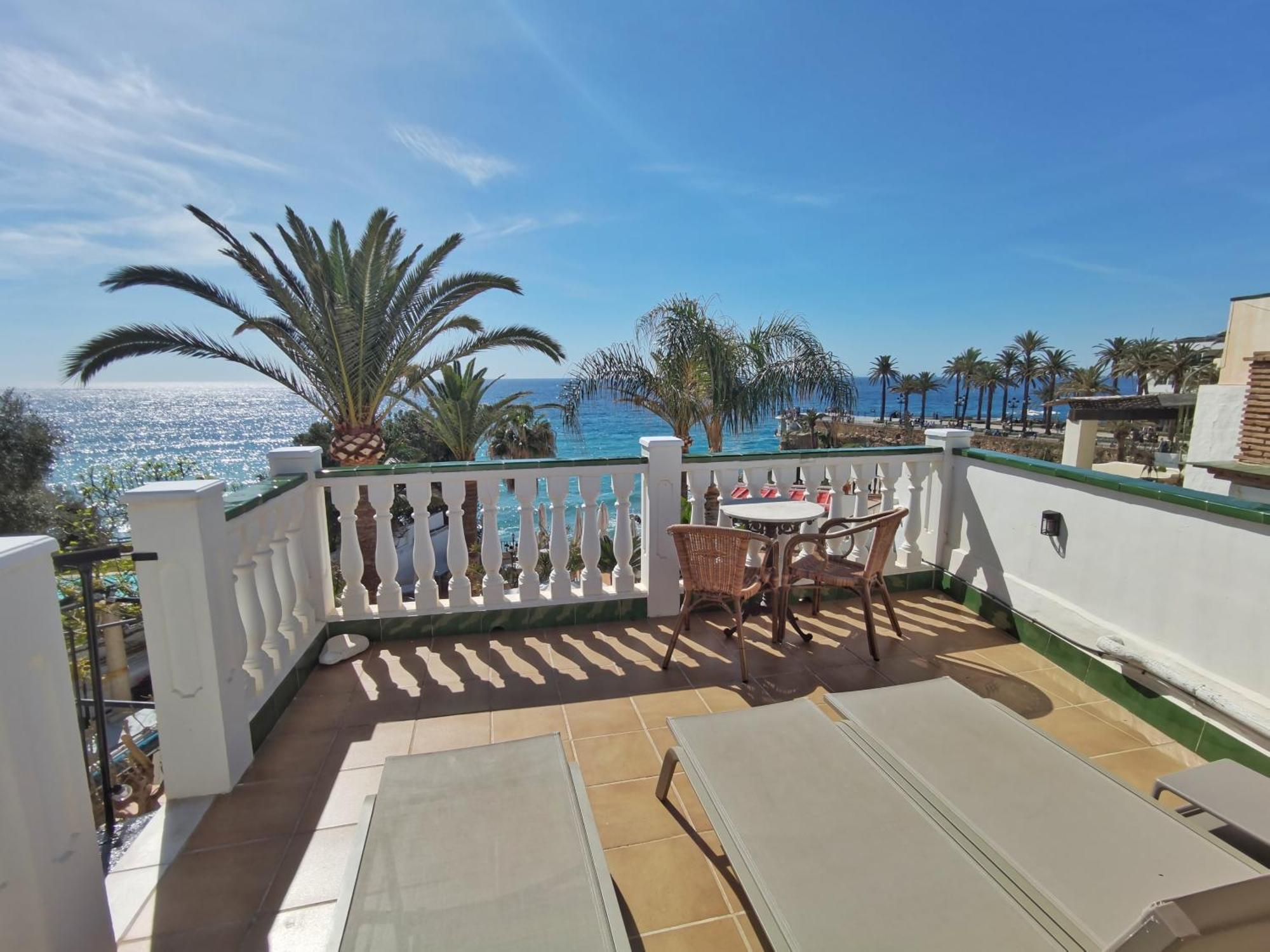 Villa Carabeo Nerja Exterior foto